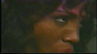 90s นำแสดงโดยการกระทำ Sinnamon รัก Cumisha อามาโดะคีร่ารอดริเกซ Shonna ลินน์