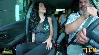 เธอ são paulo ล่อนจ้อนอยู่ในรถและอยากจะทำอย่างแรกของเธอหนังโป๊หนัง