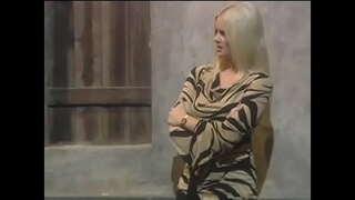 ใหญ่ก้นผมบลอนด์รองฮันน่าฮาร์เปอร์ห่วยแตกแล้วยังไงพว chefs อ้วนดิ๊กอยู่ในร้านอาหาร