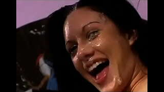 Таилор Раине: тешко јебање у дупе ПМВ