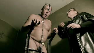 เมียน้อยเอพริล-ดำ catsuit ลาเท็กซ์เป็นทาสมาใช้